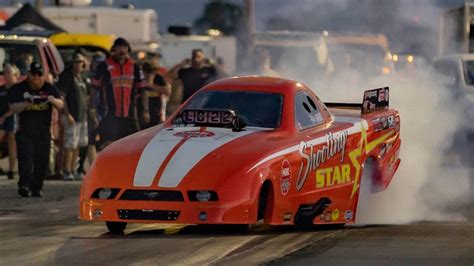 gallery funny car chaos takes over mo kan dragway bvm sports
