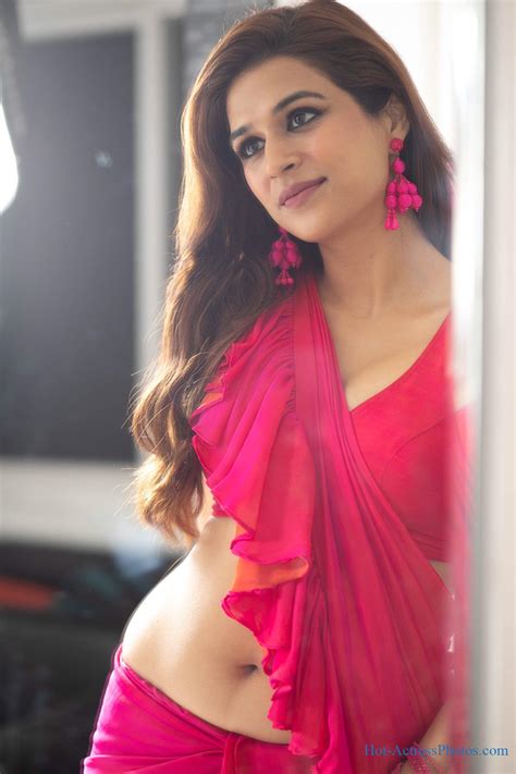 Shraddha Das Latest Hot Photos In Ruffled Pink Saree Hot Actress Photos