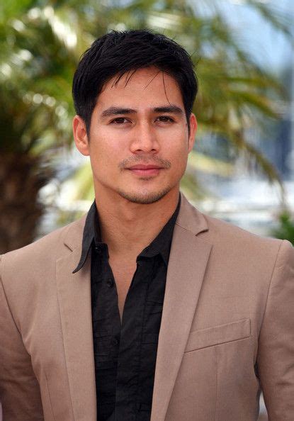piolo pascual wiki piolo pascual handsome asian men hey handsome hot
