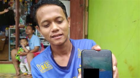 Bocah 10 Tahun Di Bandung Diterjang Peluru Nyasar Saat Berada Di Teras