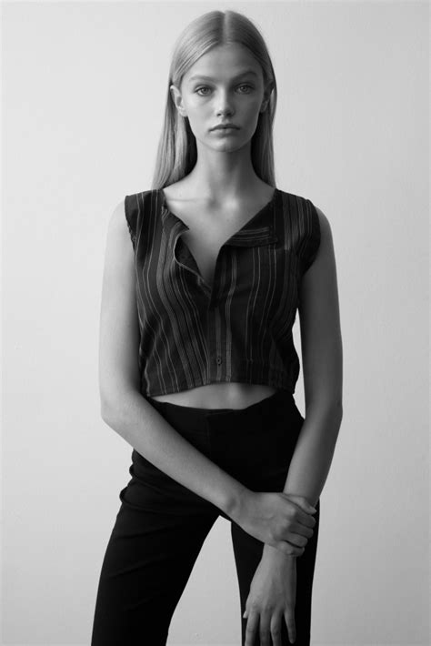 Leah Gärtner Louisa Models