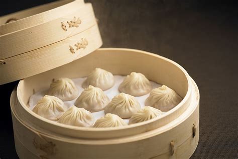 Din tai fung is on a level by itself.. Din Tai Fung London Restaurant Opens First in Covent ...