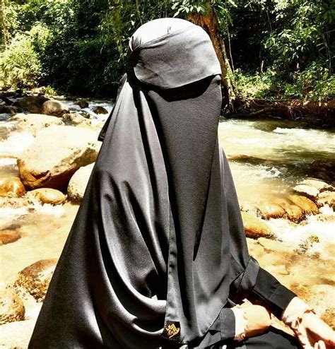 Pin By Amatullah Salafiyah On Elegant Niqab Niqab Fashion Muslim Fashion Hijab
