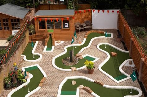 The tiny house movement isn't necessarily about sacrifice. UrbanCrazy » Minigolf in your garden | Backyard, Mini golf ...