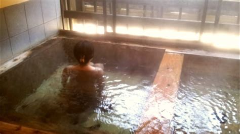 Japanese Onsen Hot Springs Part Kannoniwa Onsen Youtube