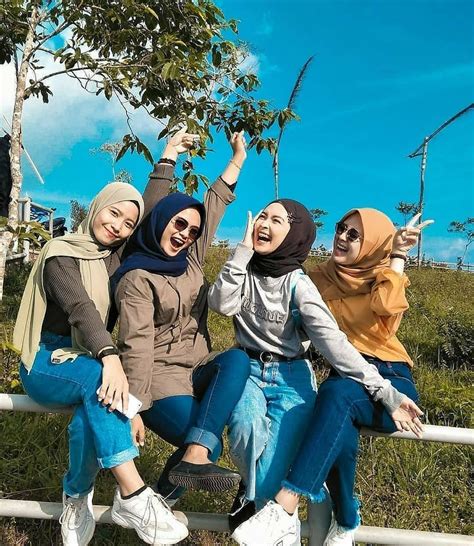 Ide Tema Foto Studio Bareng Sahabat Yang Keren Dan Ke