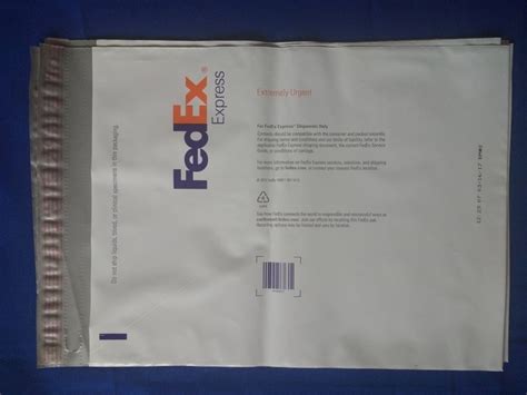 For larger documents or other compact items. Bolsas Fedex Large Pak Para Envíos (50 Piezas) - $ 249.00 ...