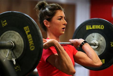 5 Reasons Why Women Should Lift Weights Bt
