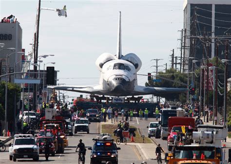 Nasa's space shuttle endeavour recently returned to the orbiter processing facility (opf) at nasa's kennedy space center in florida, after its successful mission to the international space station. Space Shuttle Endeavour Rolls Through Los Angeles - The ...
