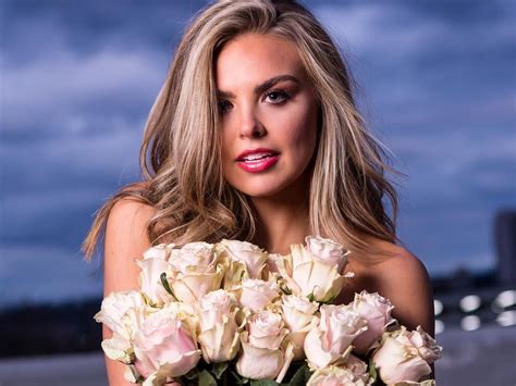 Get To Know New Bachelorette Hannah Brown Feeling The Vibe Magazine
