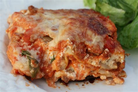 Food And Garden Dailies Easy Meat Lasagna With Hearty Tomato Meat Sauce