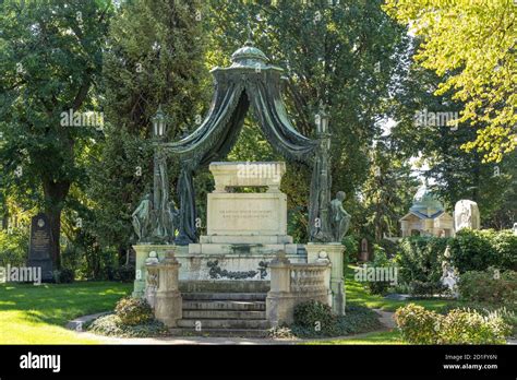 Grab Auf Dem Wiener Zentralfriedhof Wien Österreich Europa Grave