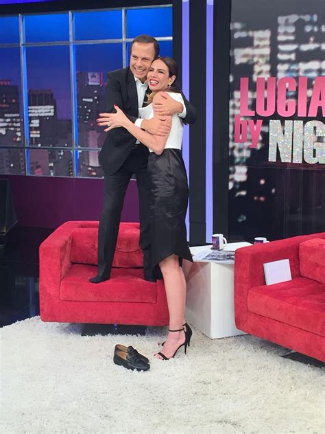 Последние твиты от joão doria (@jdoriajr). Em brincadeira com Gimenez, Prefeito João Doria sobe no ...