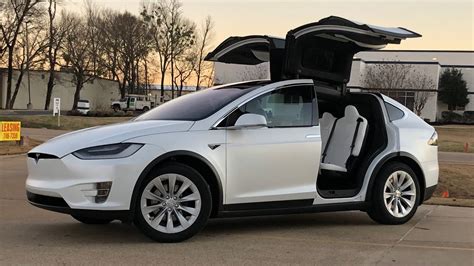 Transforming A 2020 Tesla Model X To Matte White With Stealth Wrap