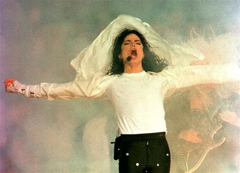 Reveladas Fotos Chocantes Do Quarto Onde Morreu Michael Jackson