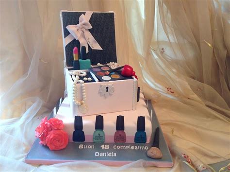 Make Up End Beauty Decorated Cake By Sugarrose Cakesdecor