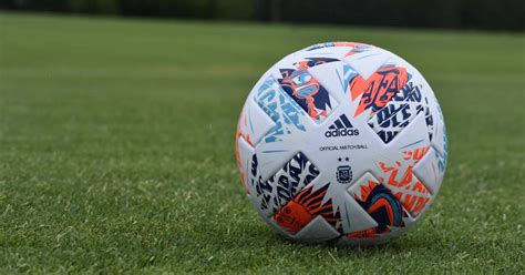 Superliga argentina octubre 14, 2018. adidas Unveil The Argentum 21 Superliga Match Ball ...