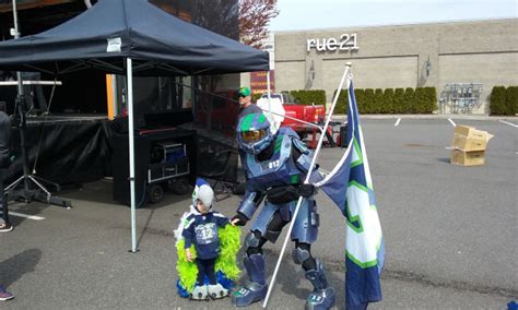 Servant strengthening quests part vii. 2017 Seahawks 12K Run: Seahawks' involvement makes this ...