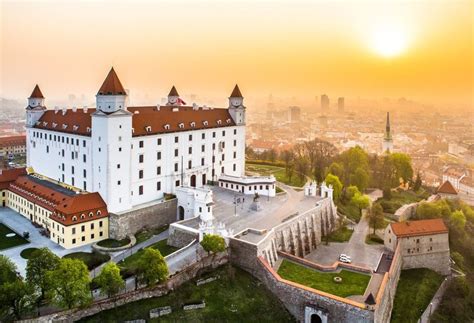 Die slowakei ist ein binnenstaat in europa. Erasmuserfahrung in Bratislava, Slowakei von Tsampika | Erfahrungen mit Erasmus Bratislava