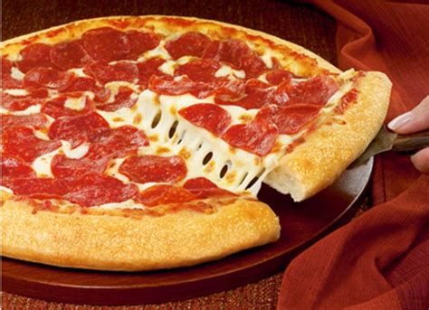 In a battle between pan pizza vs. From KFC to Pizza Hut. how calorie content of fast food ...