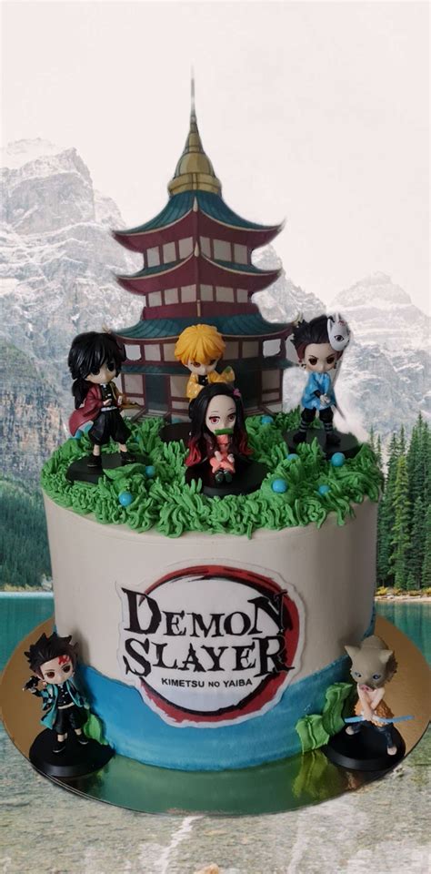 Layer Cake Démon Slayer Kinder Bueno Gâteau Danime Démon Anime