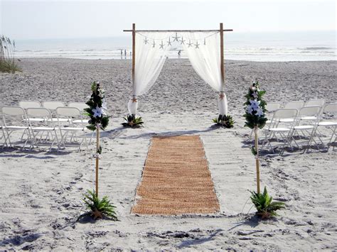 This Is Cool Beach Wedding Aisles Beach Wedding Centerpieces Diy