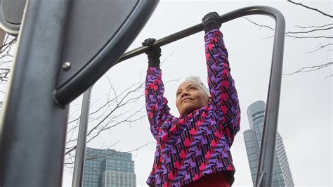 Exercise And Aging How To Build Strength The New York Times