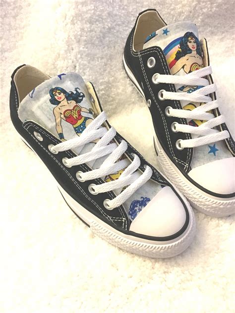 Wonder Woman Converse Wonder Woman Shoes Dc Comics Image 1 Wonder