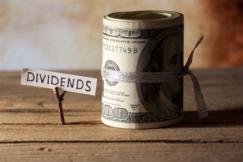 2 Dividend Stocks Ideal for Retirees | The Motley Fool