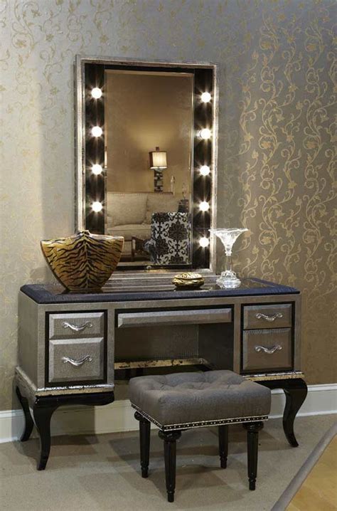 Once you've determined where to set up your makeup space, gather your supplies and follow the simple assembly instructions that. 50+ Makeup Vanity Table With Lighted Mirror You'll Love in ...