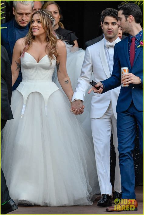 Darren Criss Mia Swier Are Married See Their Wedding Photos Photo Darren Criss