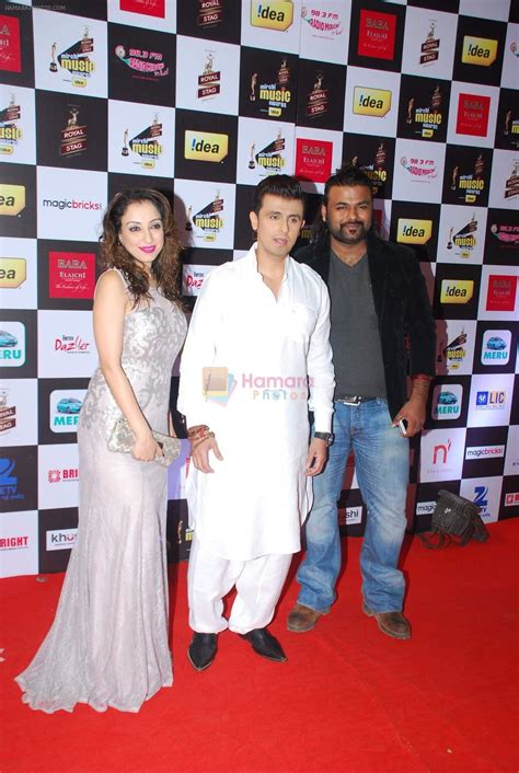 Sonu Nigam At 7th Mirchi Music Awards In Mumbai On 26th Feb 2015 Sonu Nigam Bollywood Photos