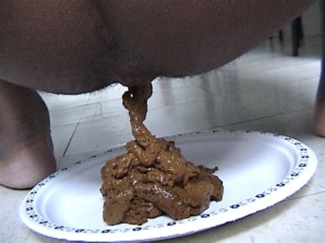 Quick Shit On A Plate Gay Scat Porn At Thisvid Tube