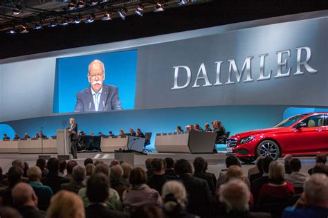 Würstchen Streit Polizeieinsatz bei Daimler Hauptversammlung
