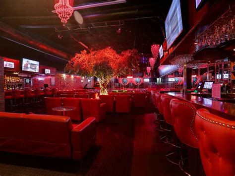 15 best strip clubs in montreal for your next night on the town 2022