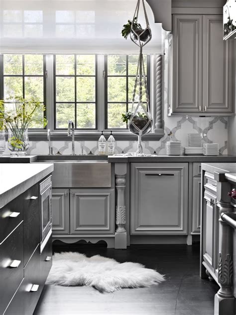 Https://tommynaija.com/paint Color/best Light Gray Paint Color For Kitchen Cabinets