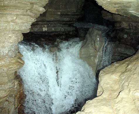 Lost Creek Falls And Cave