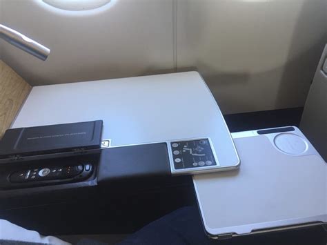 Review Swiss Business Class Throne Seat On A330 Montreal To Zurich