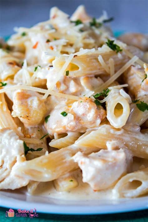 This Slow Cooker Chicken Alfredo Crock Pot Recipe Is A Weekday Dinner