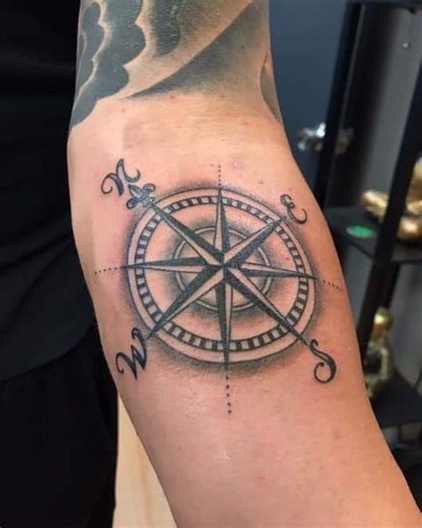 Cool Compass Idea Compass Tattoo Black And Grey Tattoos Tattoos