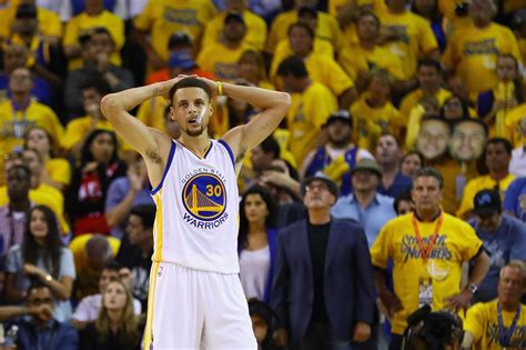 Video Stephen Curry Hits Half Court Shot While Sitting Down
