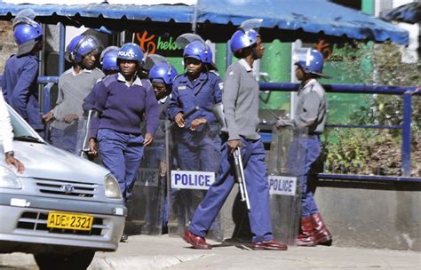 Court Upholds Police Ban On Zimbabwe Protest