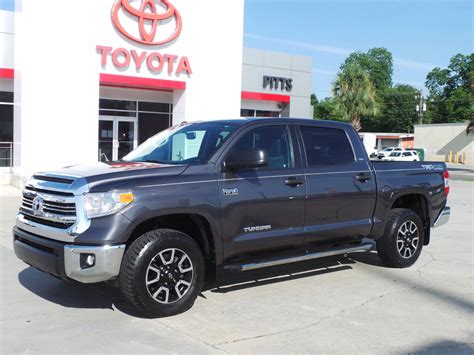 Pre Owned 2017 Toyota Tundra 4wd Trd Off Road Crew Cab Pickup In Dublin