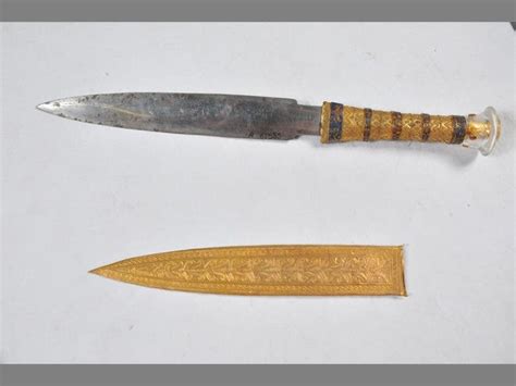 king tutankhamun s iron dagger is more than meets the eye it comes from space