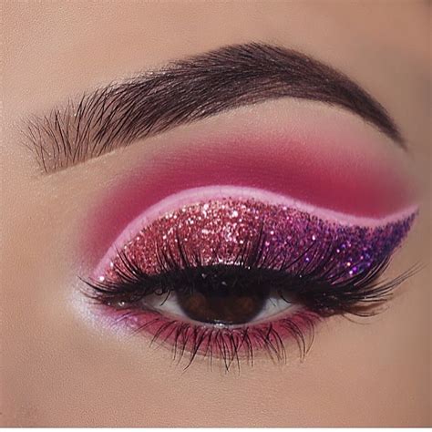 Pink Glitter Eyeshadow Look