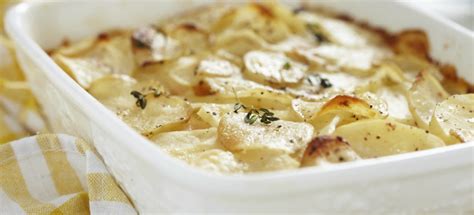 Tips Voor De Perfecte Aardappelgratin Culy Nl Creamy Scalloped Potatoes Scalloped Potato