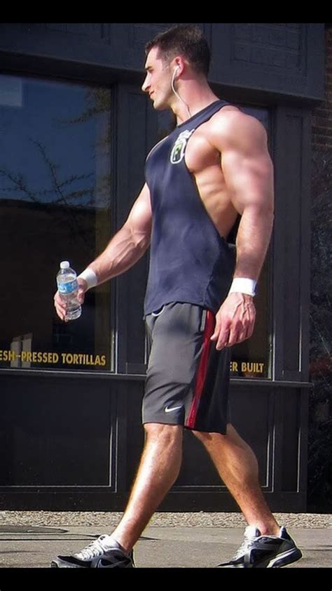 Pin By Derek Parker On Beefy Men Muscular Calves Muscle Shirts Cropped Tank Top Heatwave