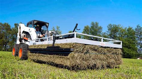 Lamma 2015 Kuhns Manufacturing Shows Bale Accumulator Farmers Weekly