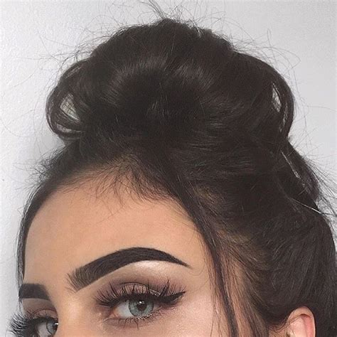 Fleek Instagram Baddie Eyebrows