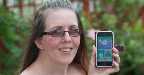 New App Dubbed Tinder For Mums Has Helped Thousands Make Friends Across
